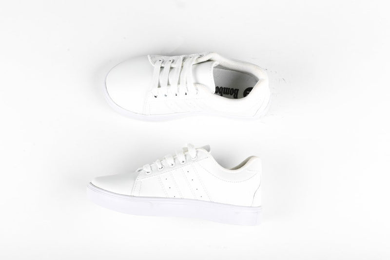 Tenis Blanco con Cintas